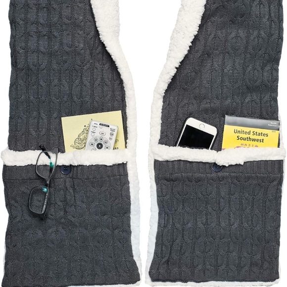 HUGGLE SCARF - Picture 4 of 4